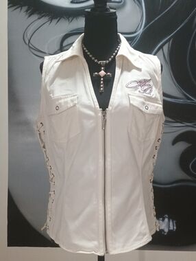 Harley-Davidson White Sleeveless Zip Front Lace-Up Side Vest. Pink & white Sz Lg
